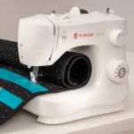 Singer SGM‑2405 Portable Sewing Machine – 8 Built-in Stitches, 4-Step Buttonhole, LED Light, Free Arm